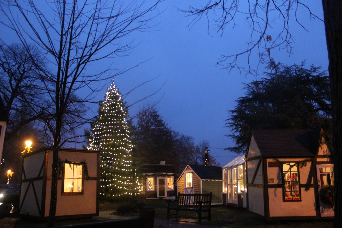 Dickens Village Tree Lighting 2014