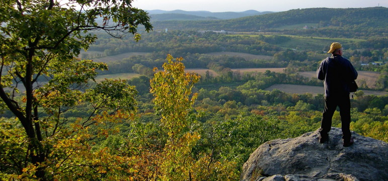 Hiking at Highpoint State Park. Credit: https://bestofnj.com/hiking-point-mountain/hiking-point-mt-val-1500