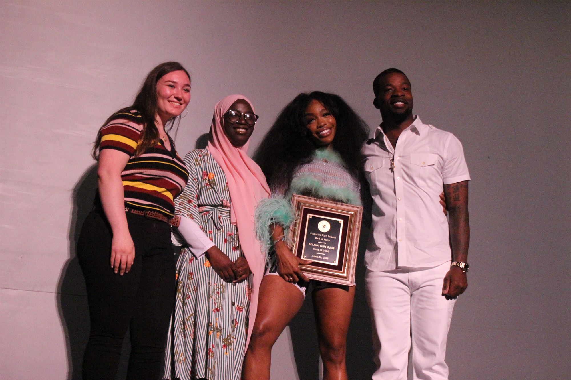 PHOTOS, VIDEO SZA Electrifies Columbia High School at Hall of Fame