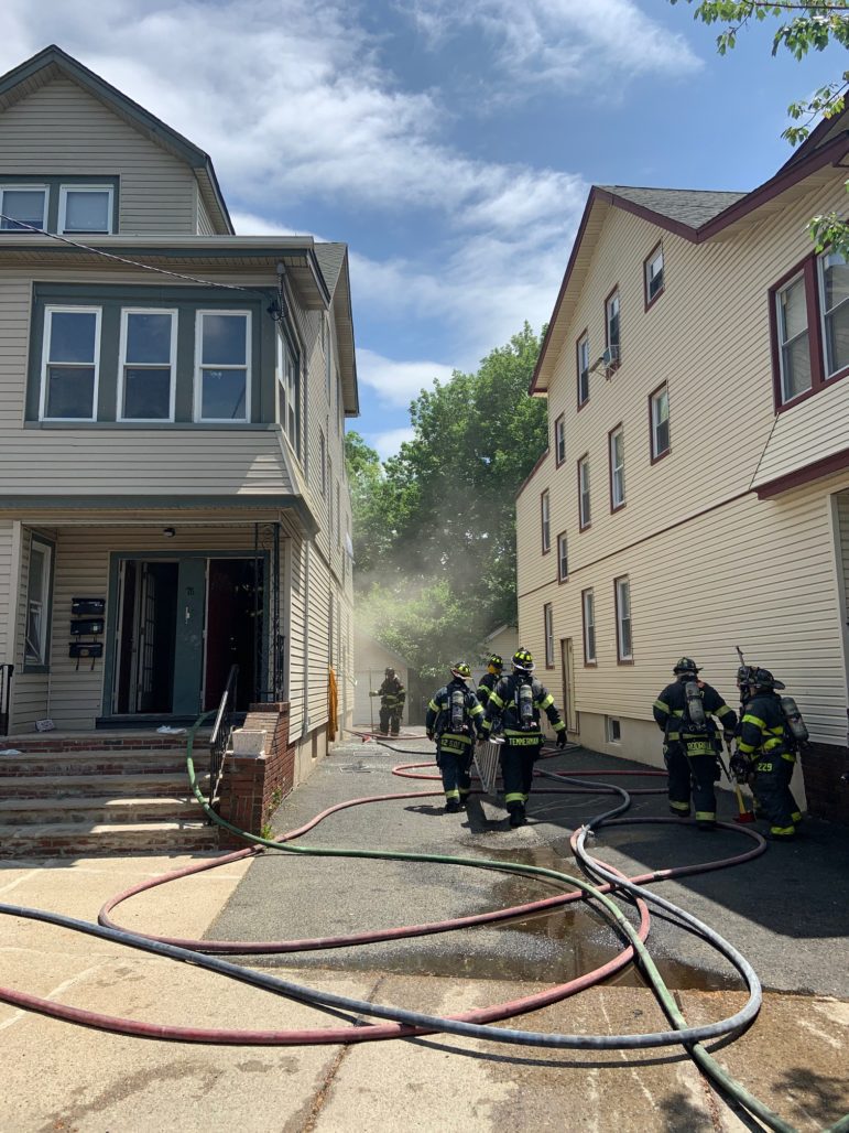 10 Residents Escape Safely From Midday House Fire in Maplewood The