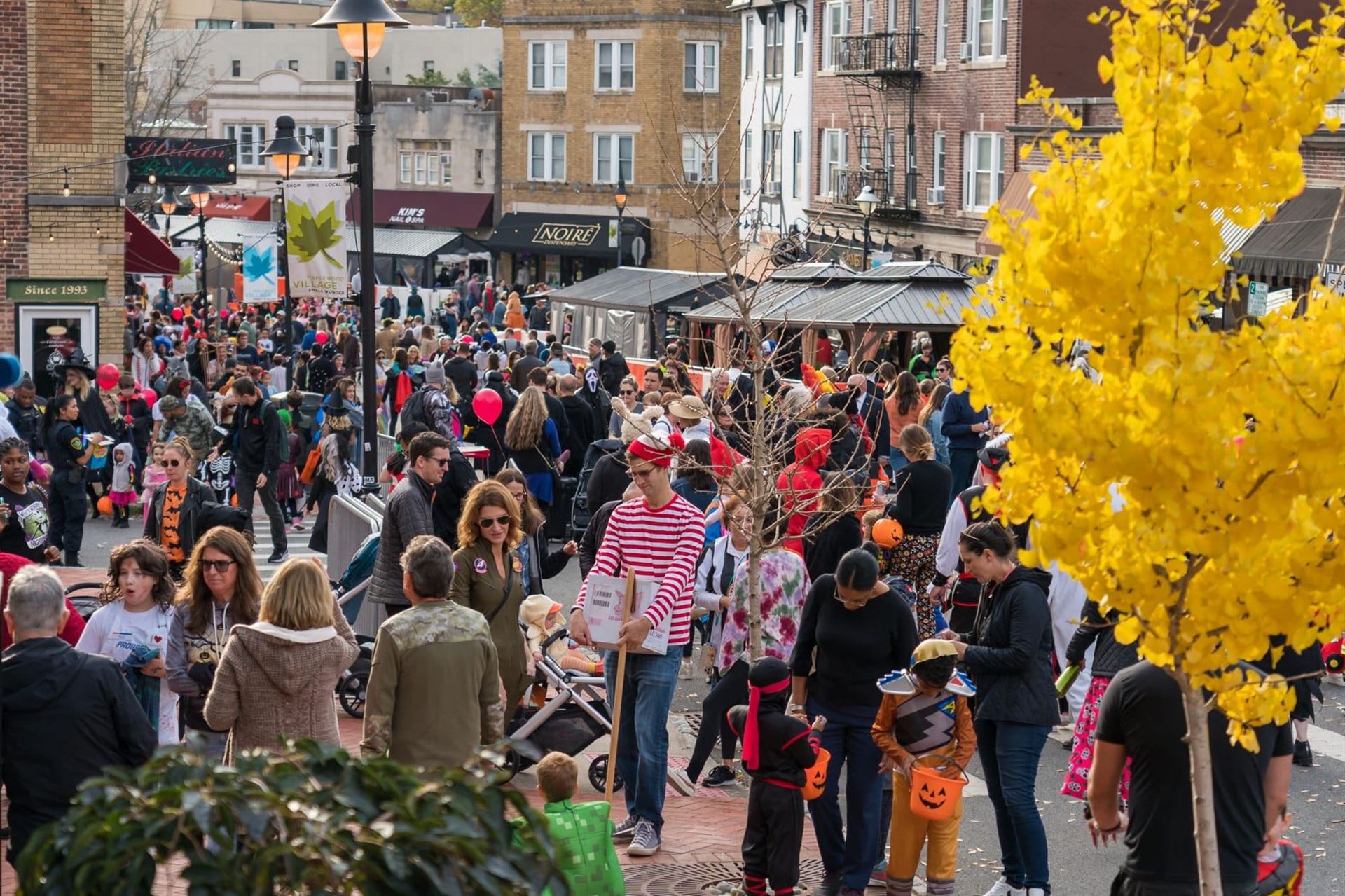 PHOTOS Halloween Parade Returns to Maplewood! The Village Green